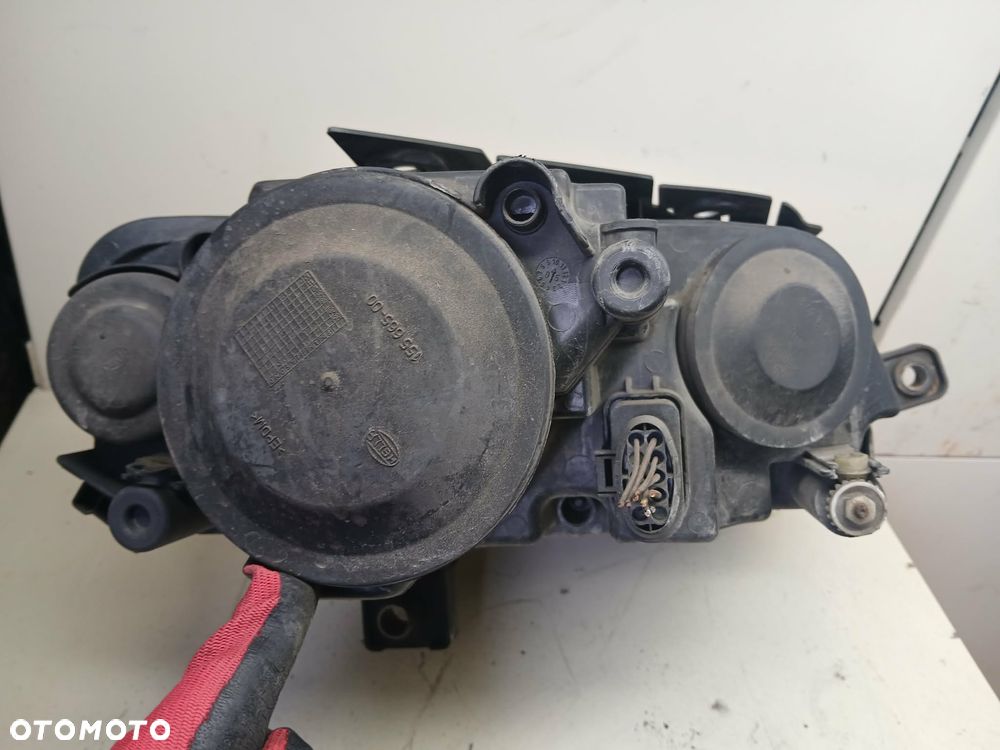 Volkswagen Passat B6 Lampa przednia lewa, prawa - 5
