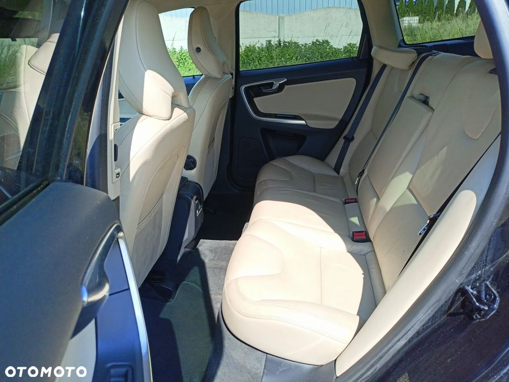 Volvo XC 60 D4 Geartronic Kinetic - 10