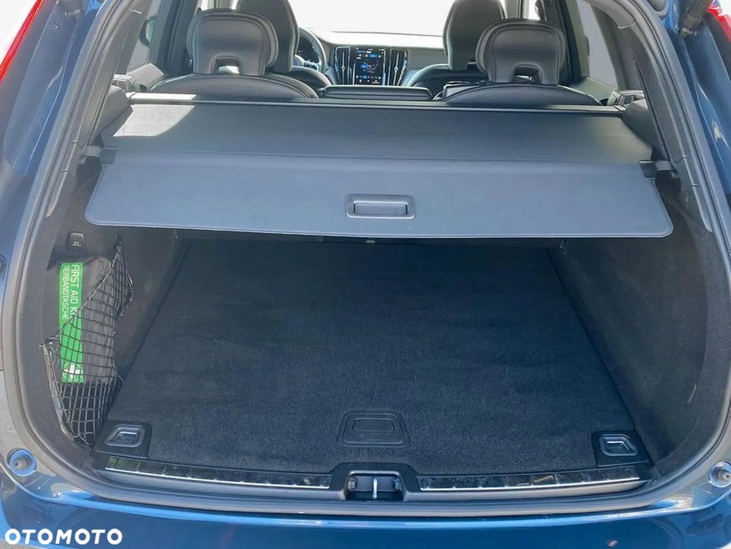 Volvo XC 60 B4 B Plus Dark - 10