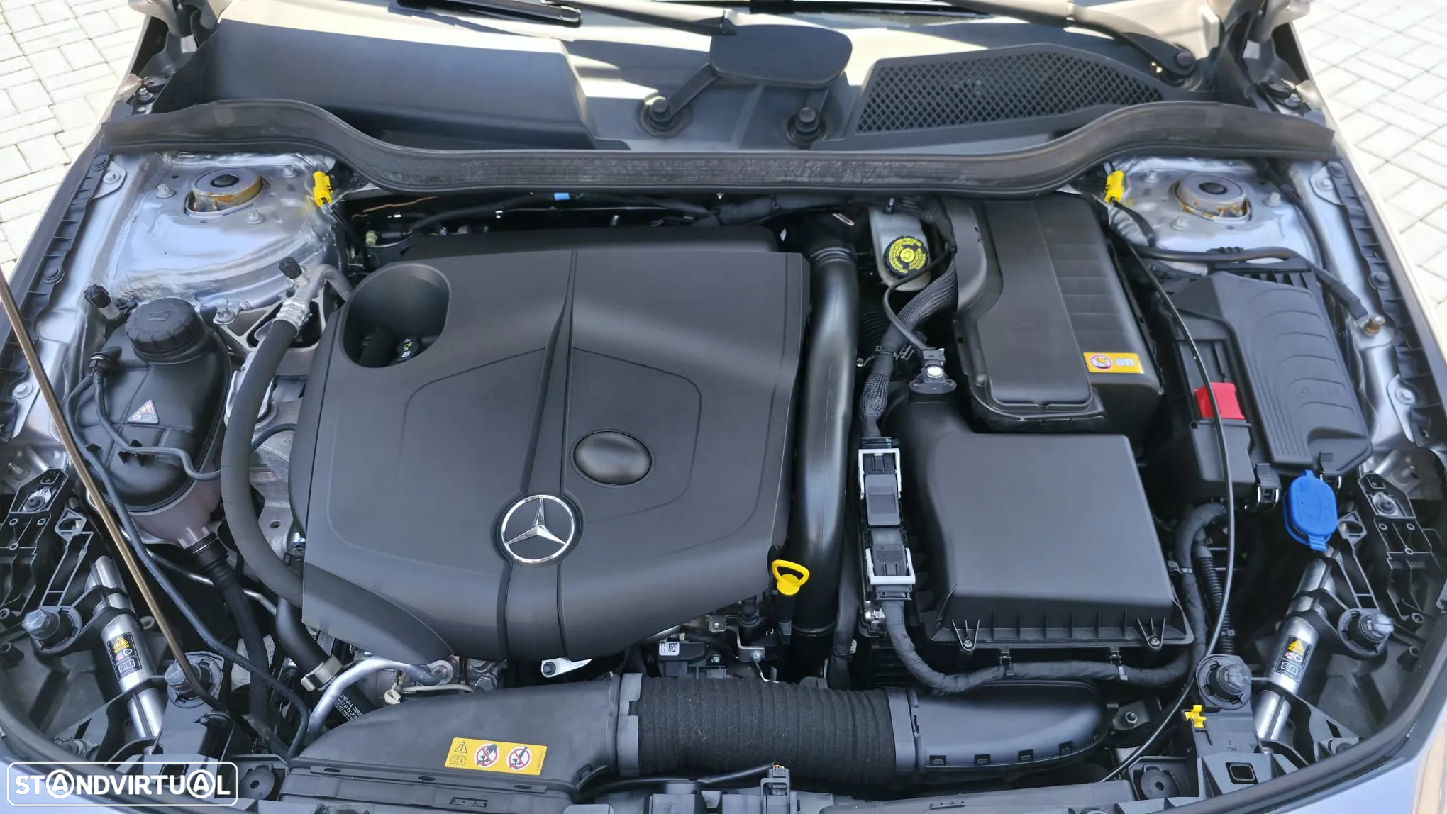 Mercedes-Benz CLA 200 d Shooting Brake AMG Line Aut. - 14