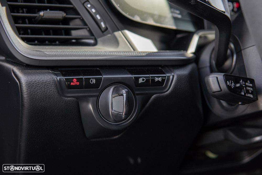 Porsche 911 (992) Carrera PDK - 15