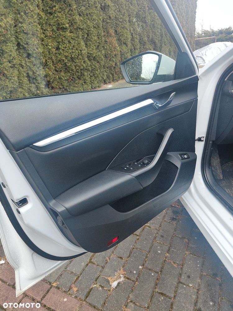 Skoda Octavia 2.0 TDI Style DSG - 16