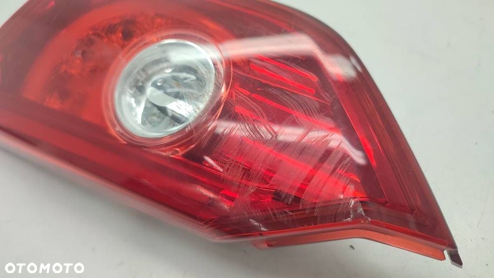 LAMPA TYŁ PRAWA KLAPY EUROPA INFINITI Q50 2015 - 2