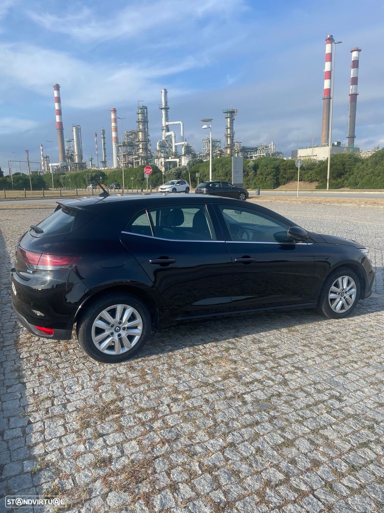 Renault Mégane - 9