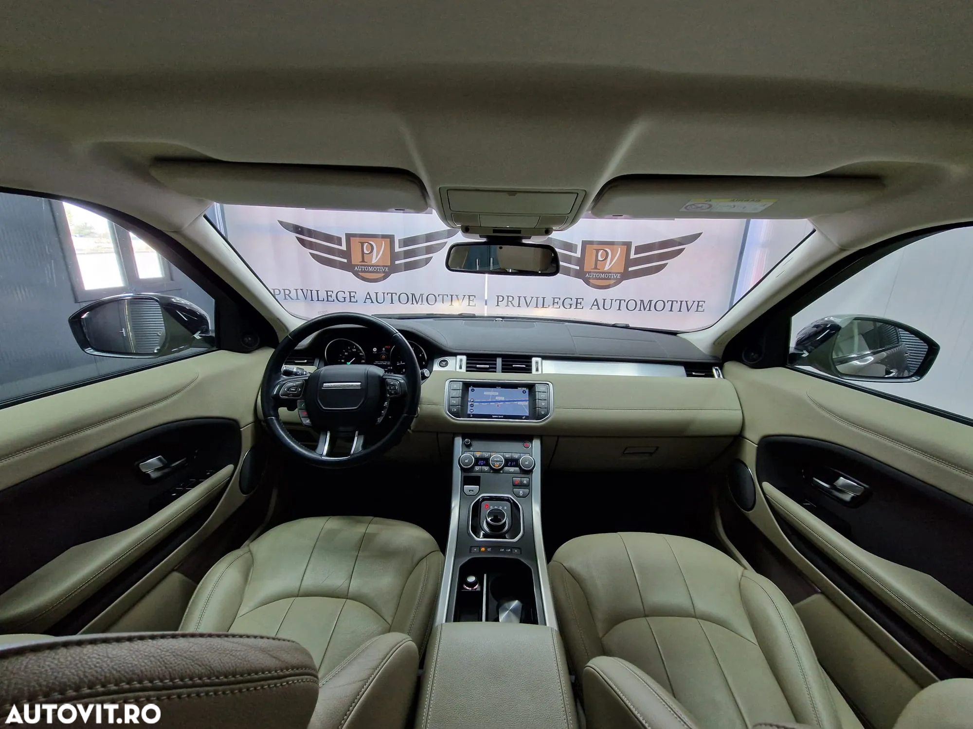 Land Rover Range Rover Evoque 2.0 D150 HSE - 13