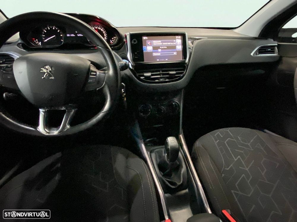 Peugeot 2008 1.2 PureTech Active - 9
