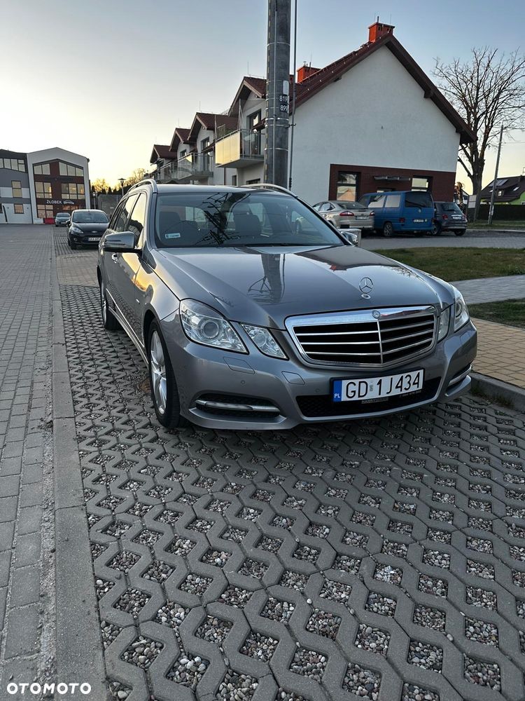 Mercedes-Benz Klasa E - 16