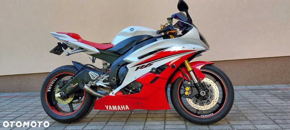 Yamaha R6 - 1