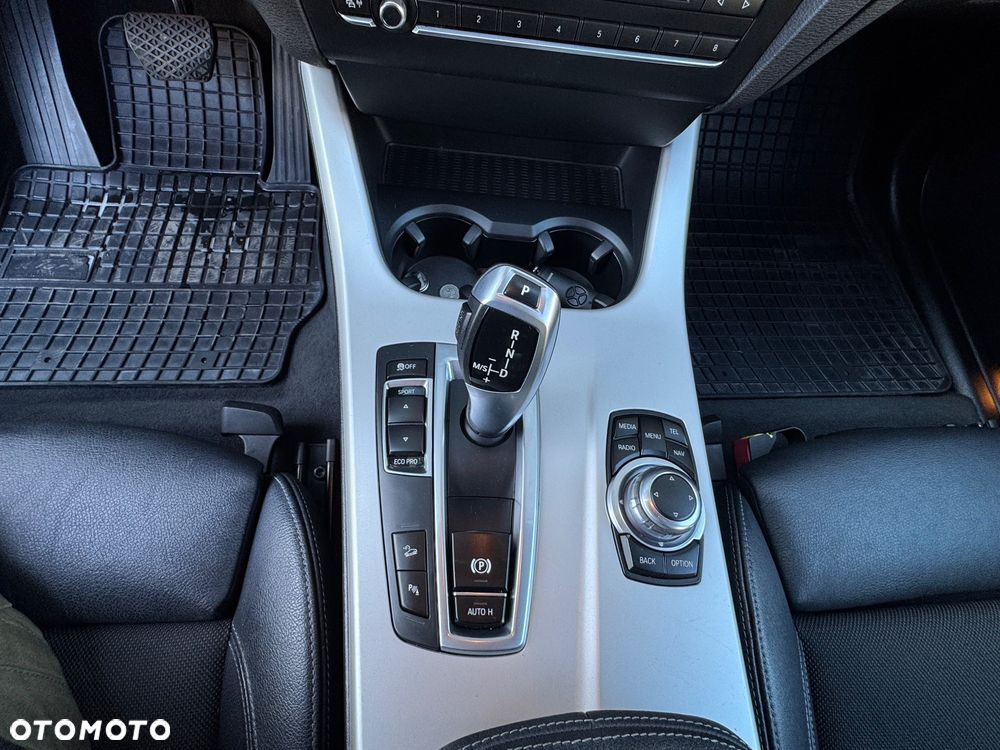 BMW X3 xDrive20d - 11