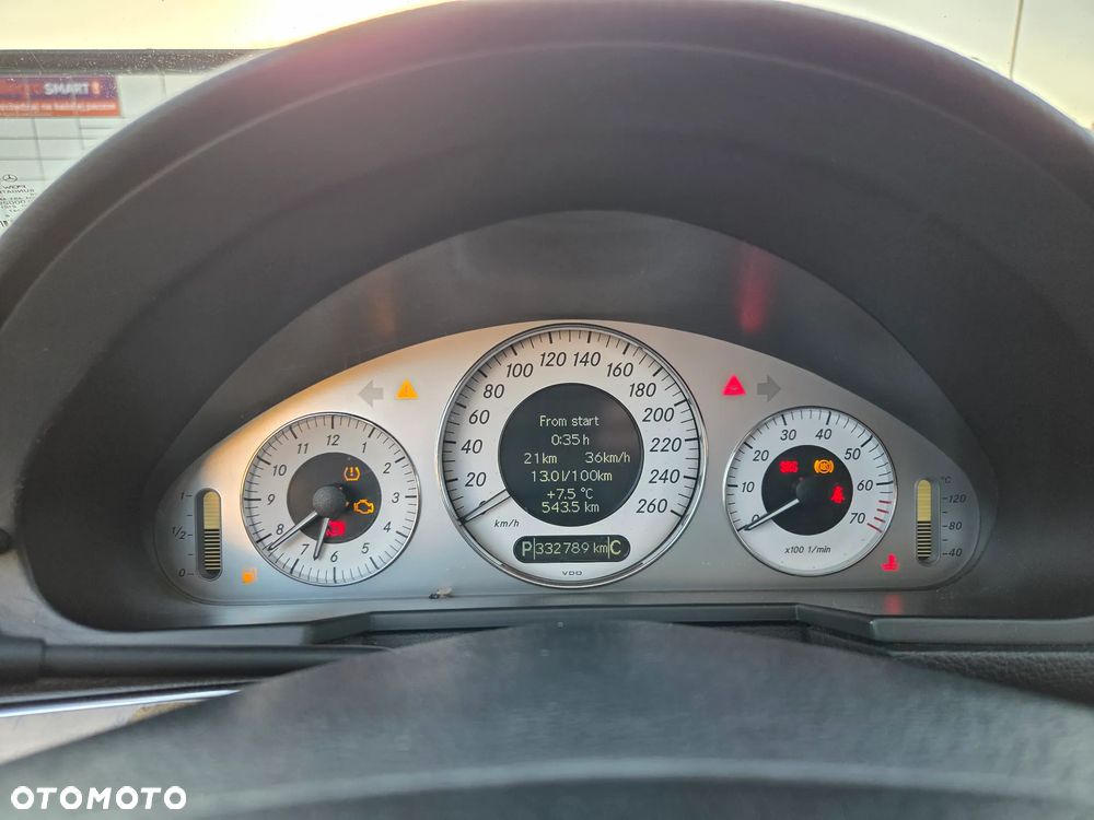 Mercedes-Benz Klasa E 350 T Avantgarde - 31