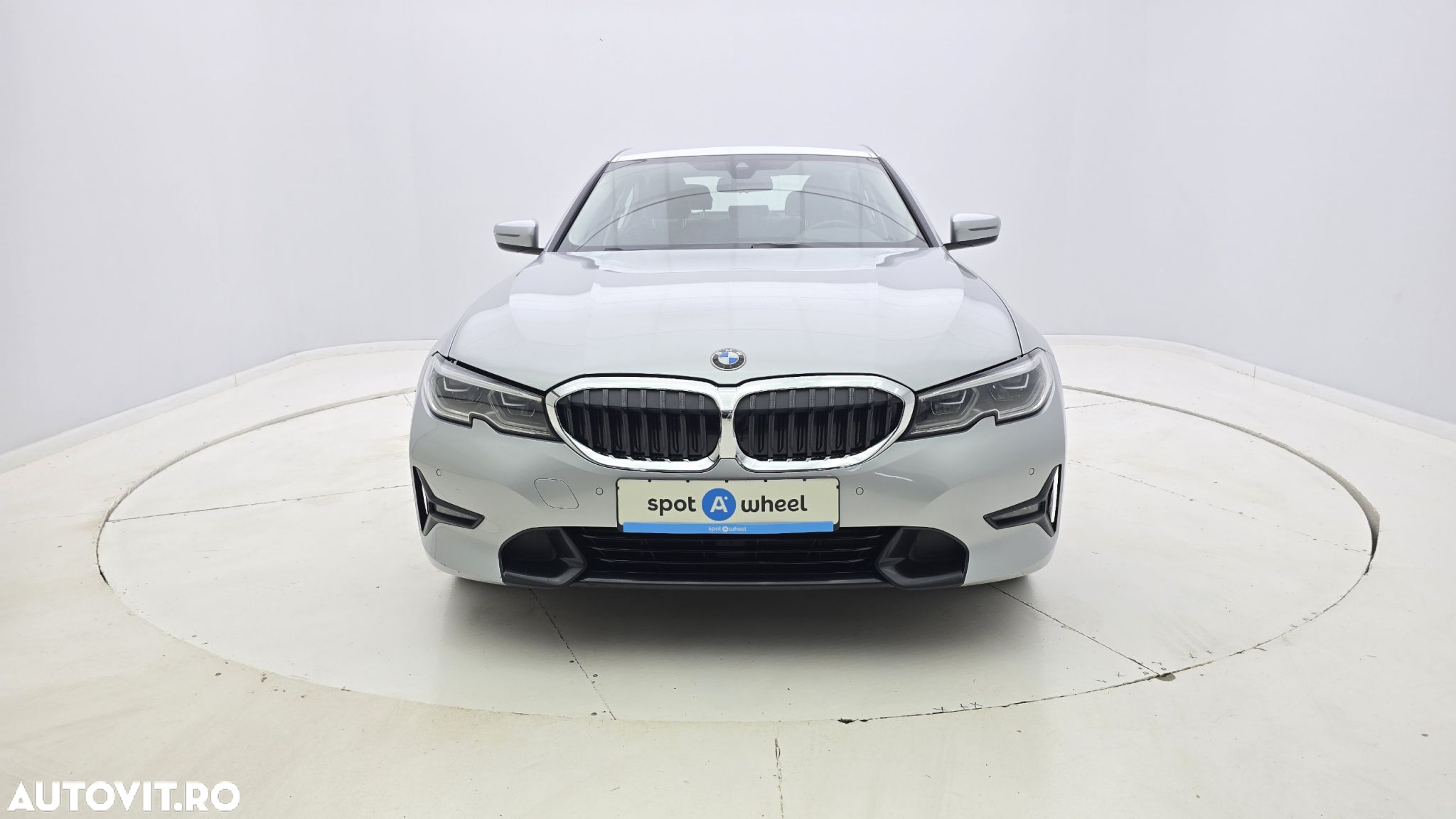 BMW Seria 3 330d xDrive AT - 2