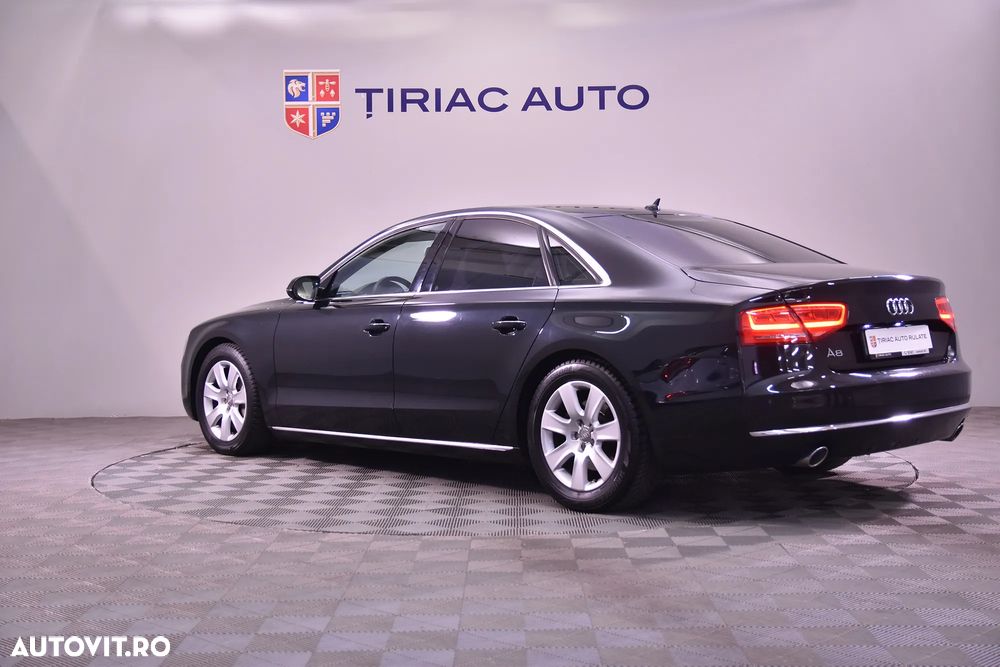 Audi A8 - 3