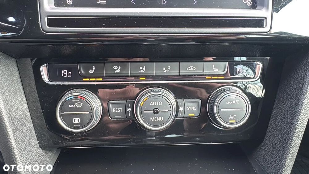 Volkswagen Passat 2.0 TDI BMT Highline DSG - 17