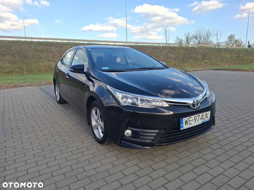 Toyota Corolla - 4