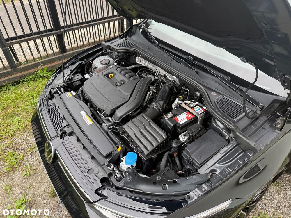 Volkswagen Golf 1.5 TSI HEV R-Line - 12