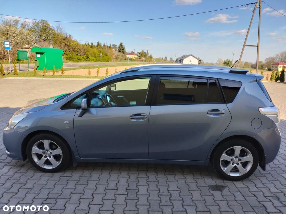 Toyota Verso 2.0 D-4D Sol - 2