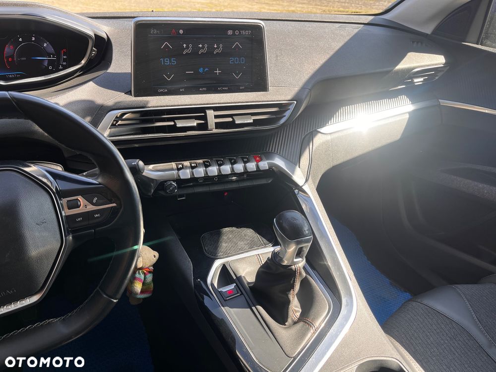 Peugeot 3008 2.0 BlueHDi Active S&S - 11