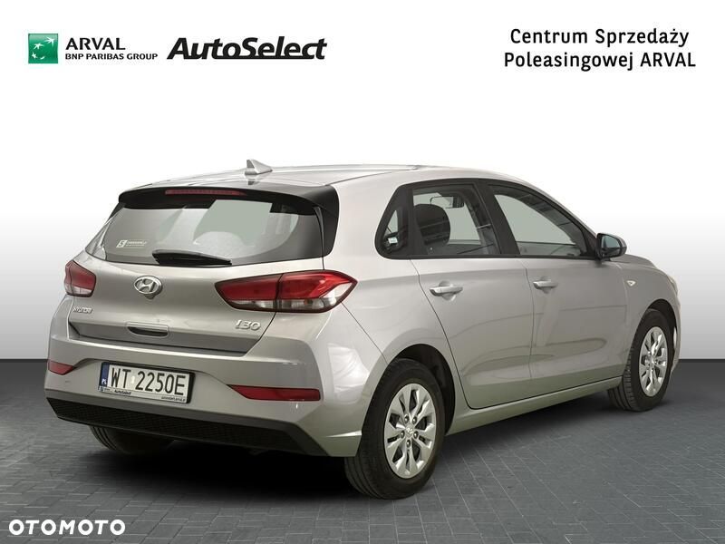 Hyundai i30 1.5 DPI Classic + - 3