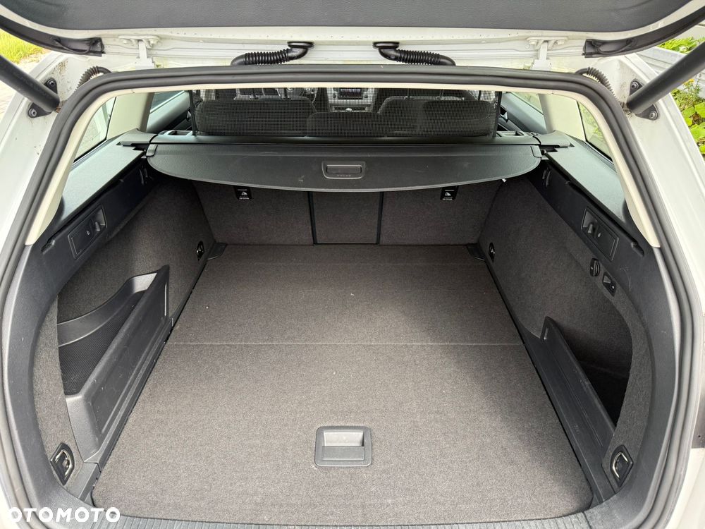 Volkswagen Passat 2.0 TDI BMT Comfortline - 11