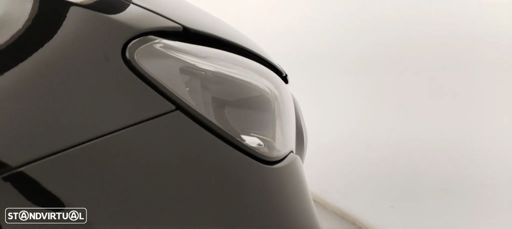 Mercedes-Benz E 300 Standard - 29