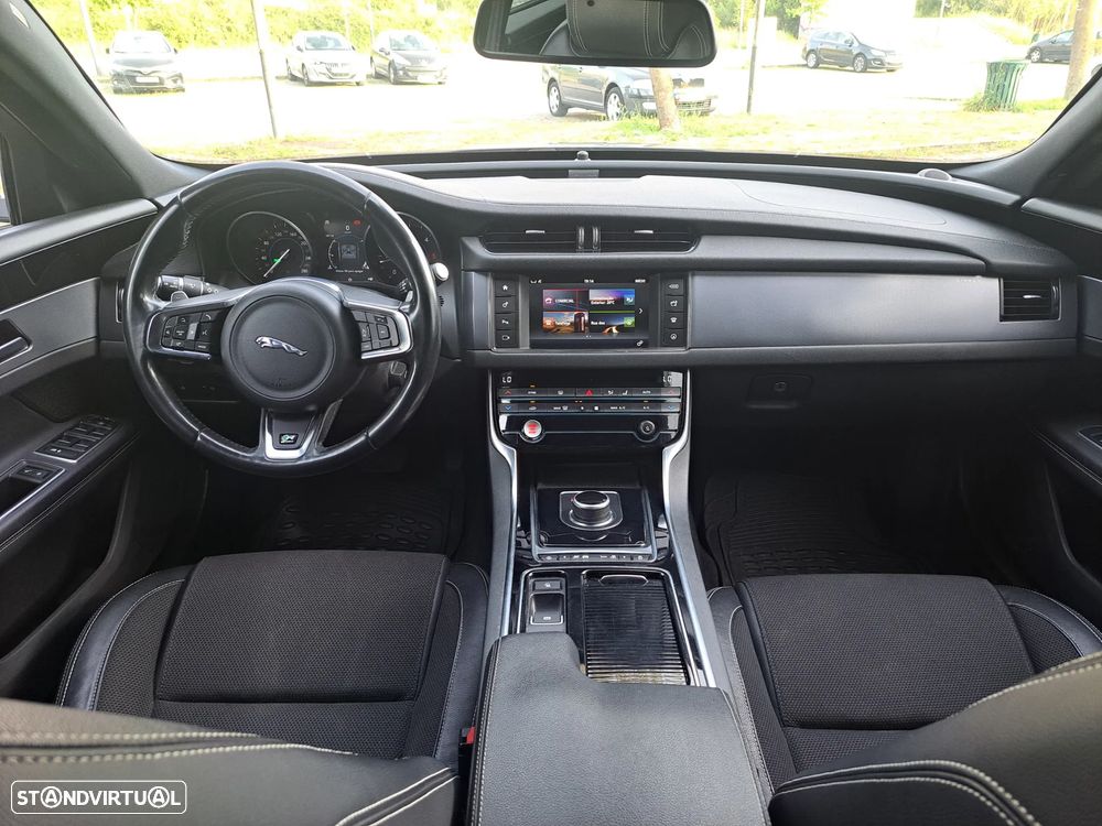 Jaguar XF E-Performance Aut. R-Sport - 18