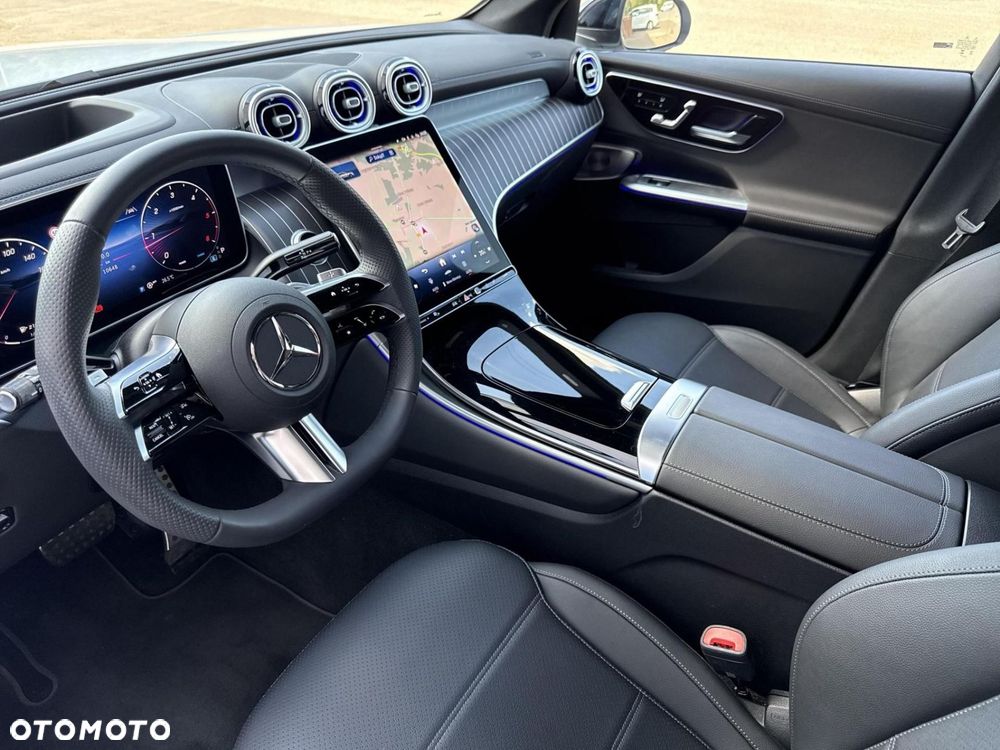 Mercedes-Benz GLC - 11