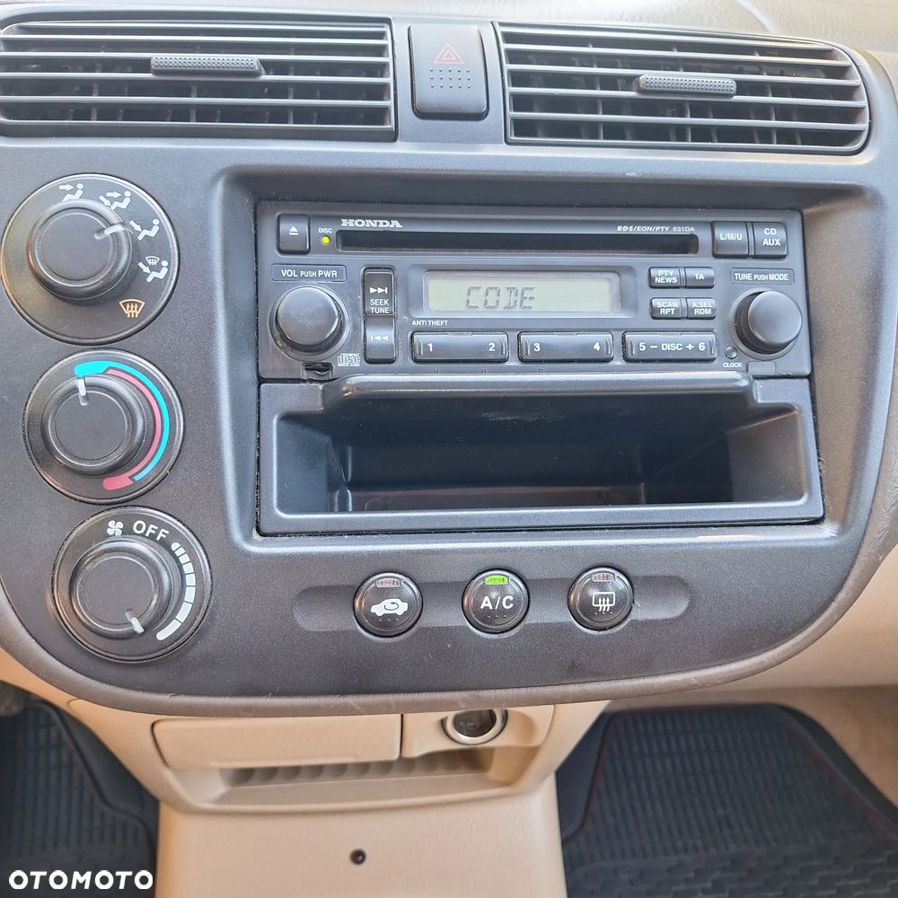 Honda Civic 1.6i LS - 8
