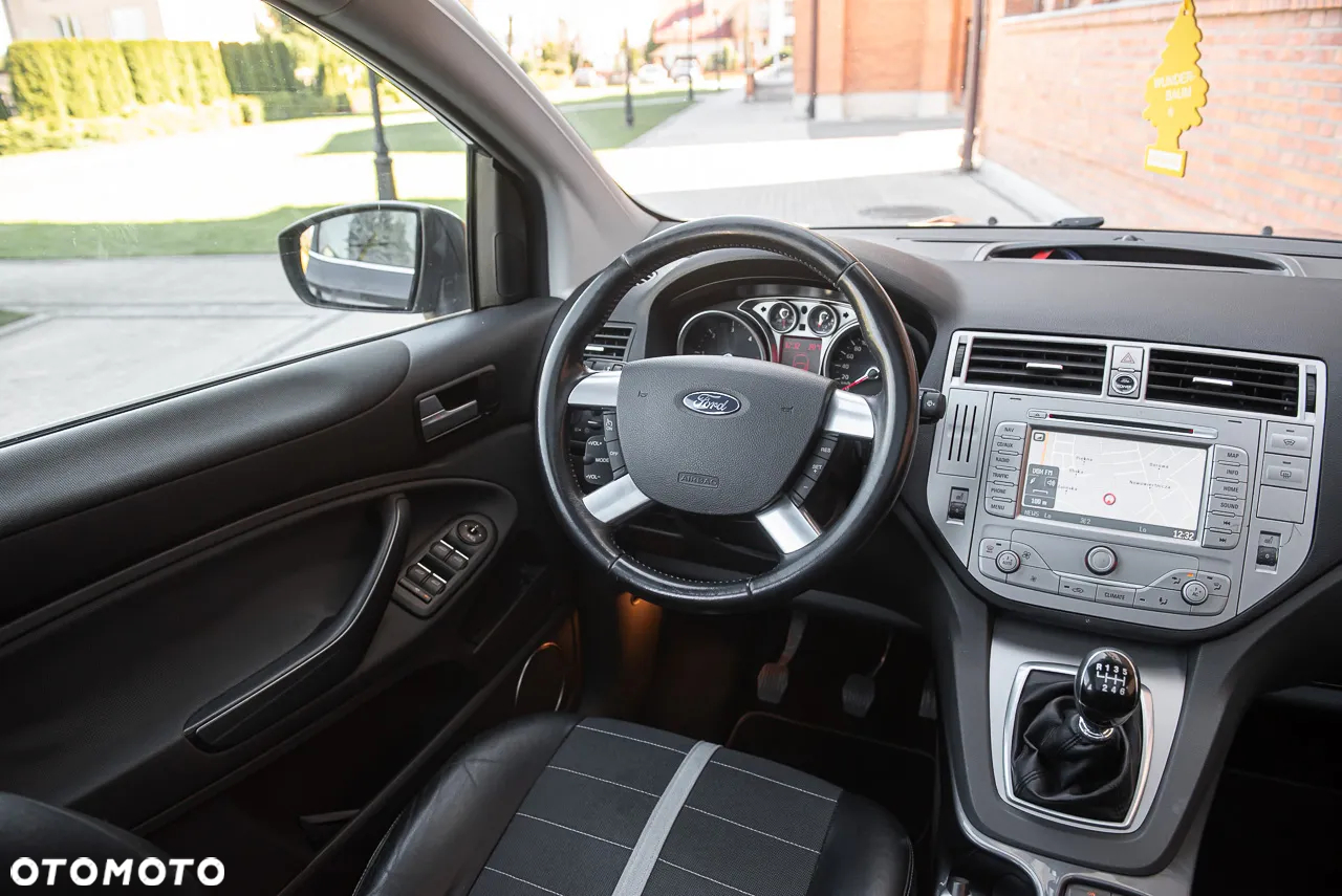 Ford Kuga 2.0 TDCi 4x4 Titanium - 26