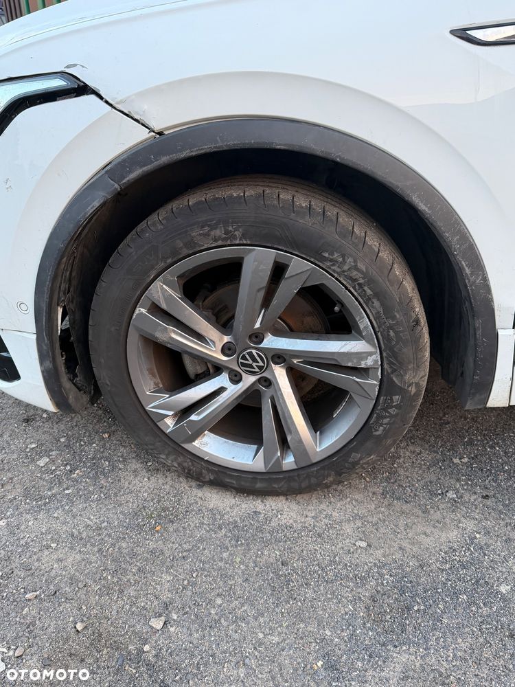 Volkswagen Tiguan 2.0 TDI SCR DSG R-Line - 26