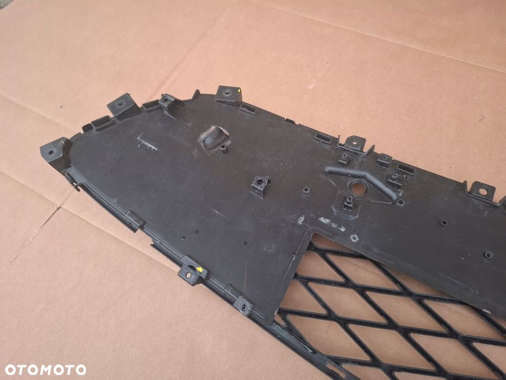 KRATKA ZDERZAKA GENESIS GV60 GV60 ORYGINAŁ - 7