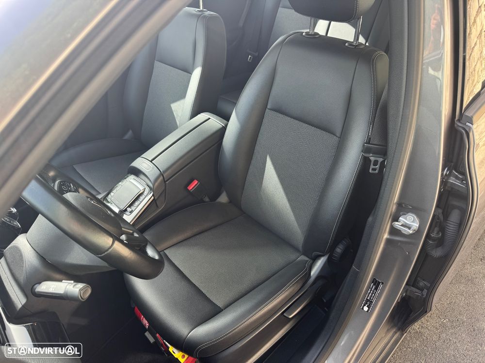 Mercedes-Benz B 180 d Style - 13