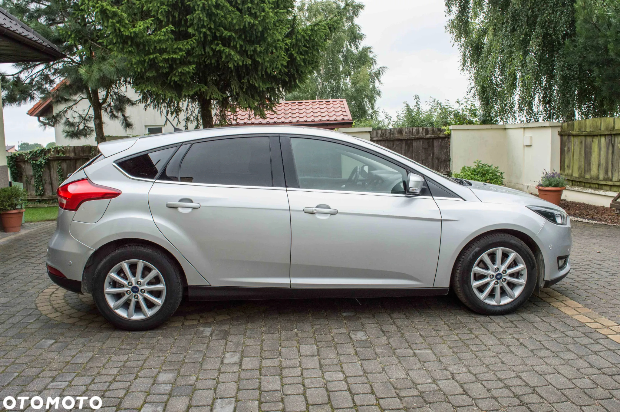 Ford Focus 2.0 TDCi Titanium ASS - 13