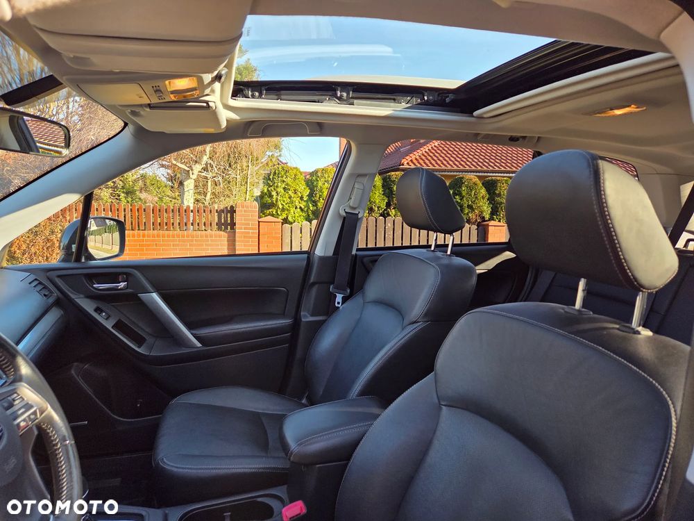 Subaru Forester 2.0XT Platinum Lineartronic EU6 - 9