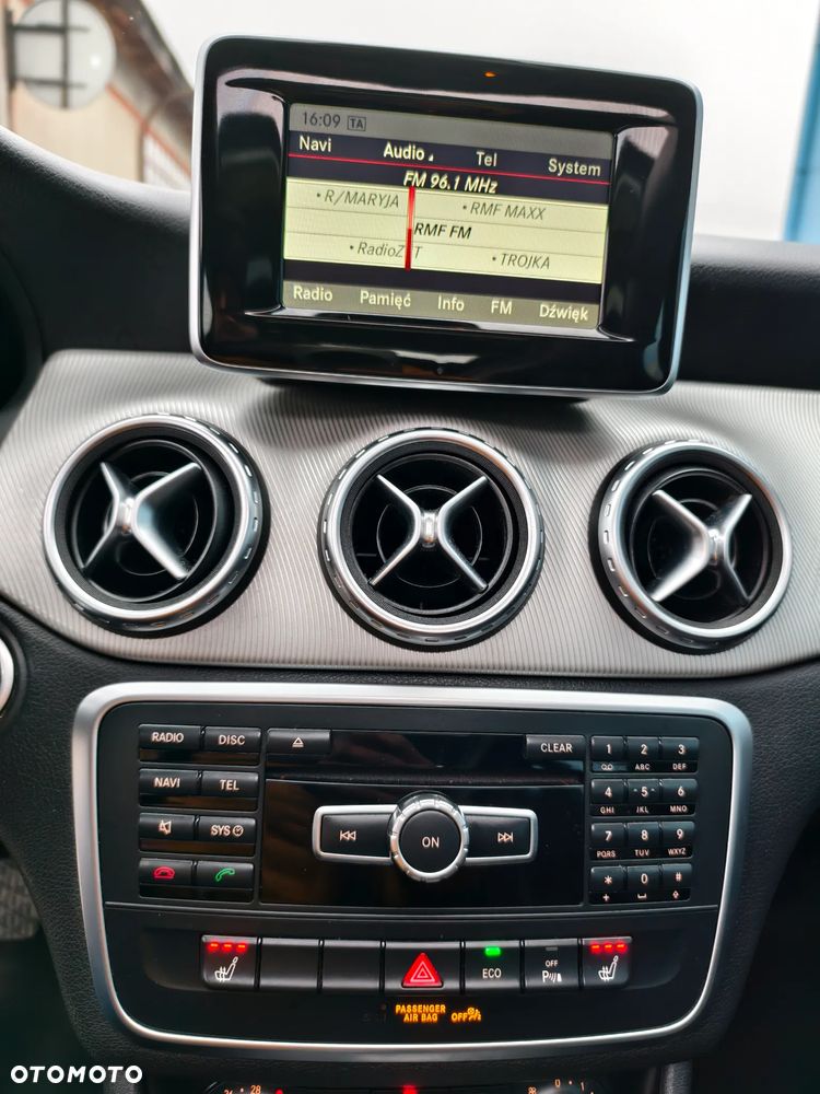 Mercedes-Benz GLA 200 Edition 1 - 21