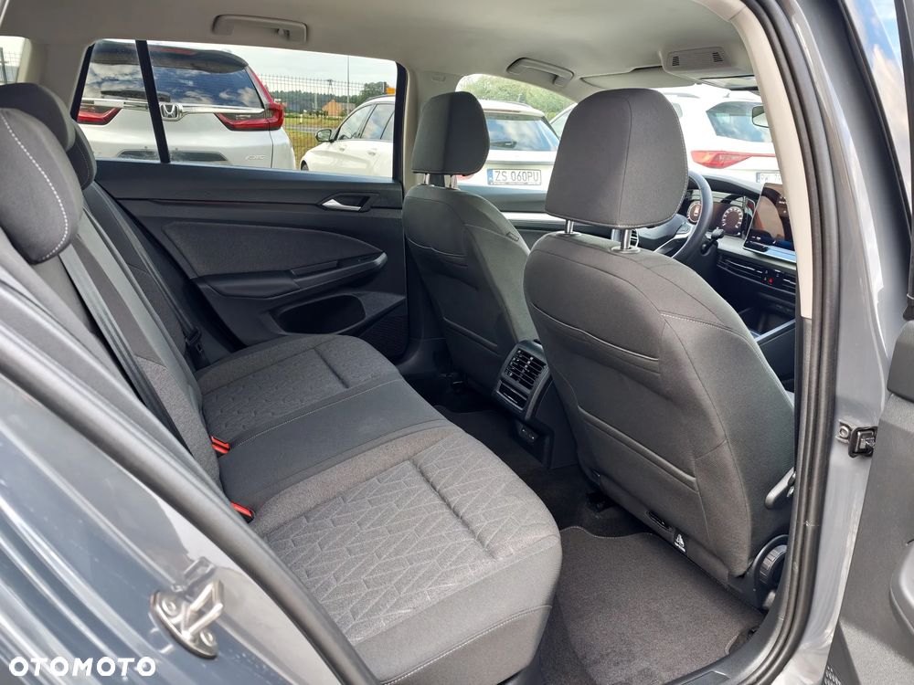 Volkswagen Golf Variant 1.5 eTSI mHEV Life DSG - 8