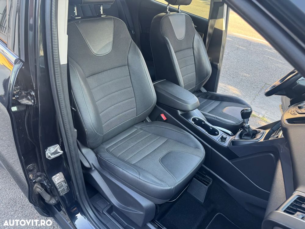 Ford Kuga 1.6 EcoBoost Start Stop 2WD Titanium - 7