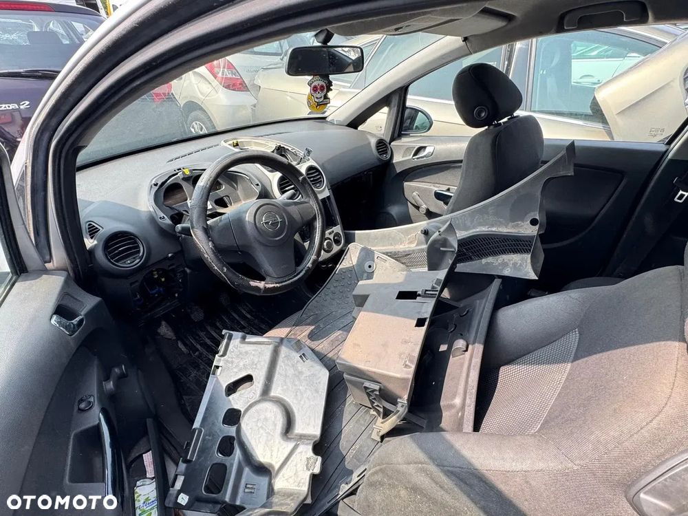Opel Corsa D 2008r poj. 1.2 diesel 75 KW na części - 2