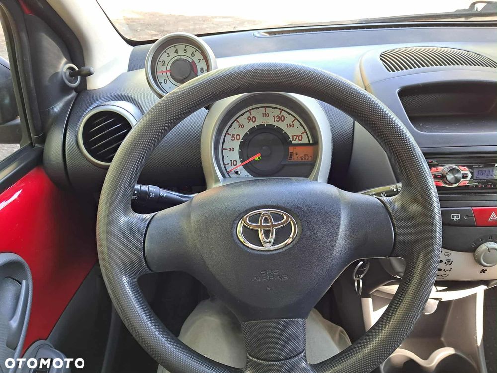 Toyota Aygo 1.0 VVT-i Terra EU5 - 17