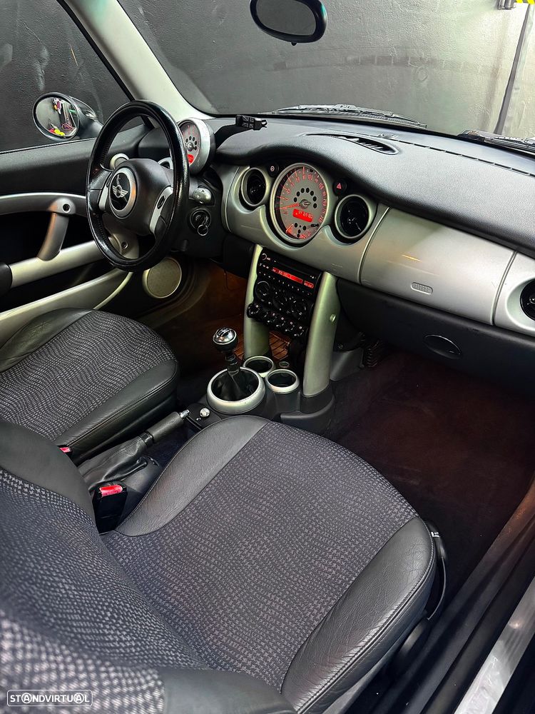 MINI 3 Portas One 1.6 - 10