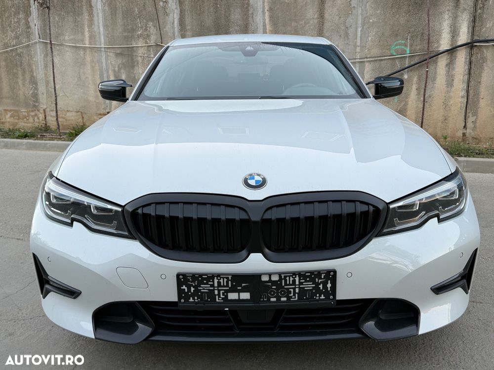 BMW Seria 3 318i Aut. M Sport - 7