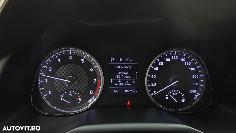 Hyundai Elantra - 16