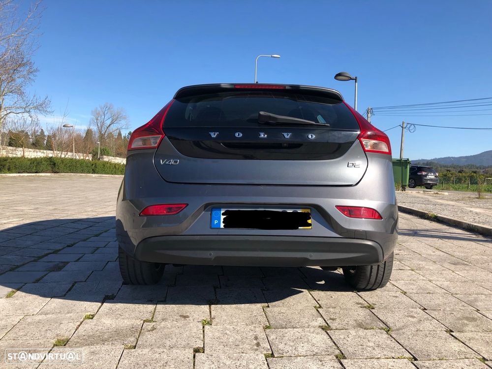 Volvo V40 1.6 D2 Momentum - 8