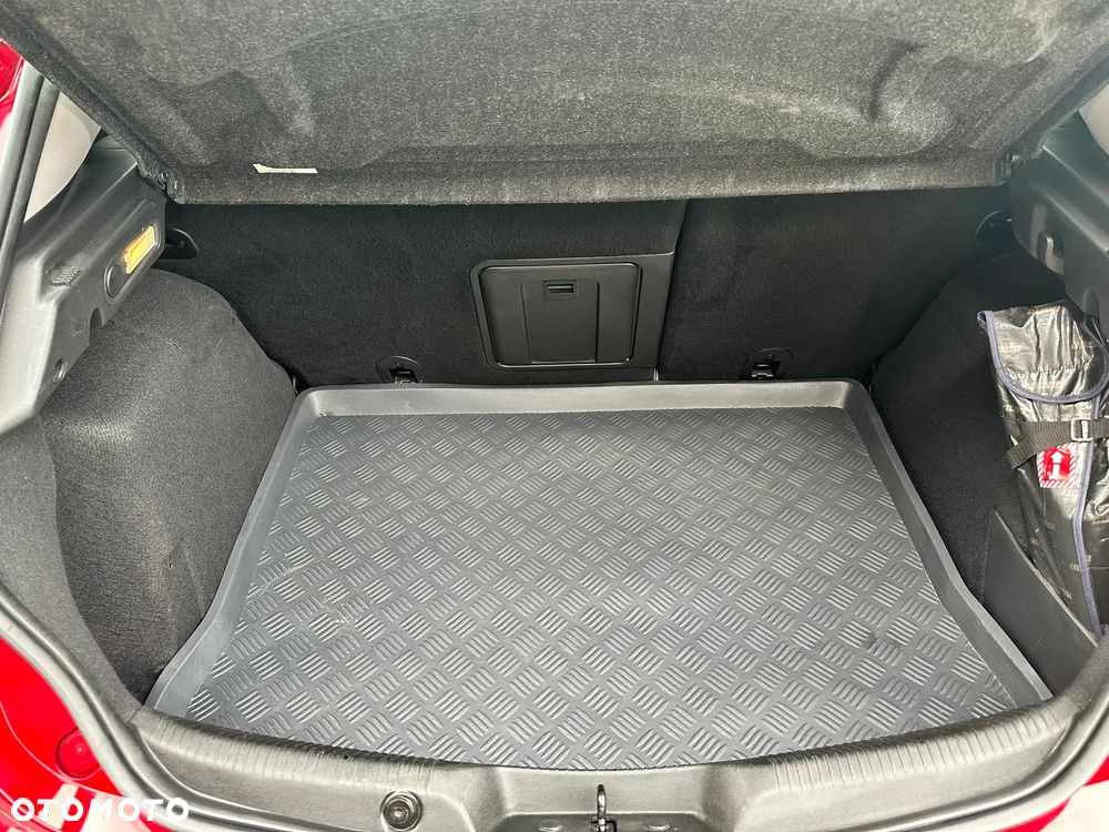 Alfa Romeo Giulietta 1.6 JTDM - 12