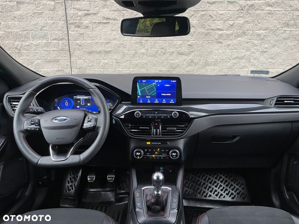 Ford Kuga 2.0 EcoBlue Hybrid ST-LINE - 13