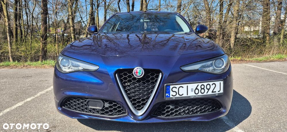 Alfa Romeo Giulia 2.2 AT8 - 21