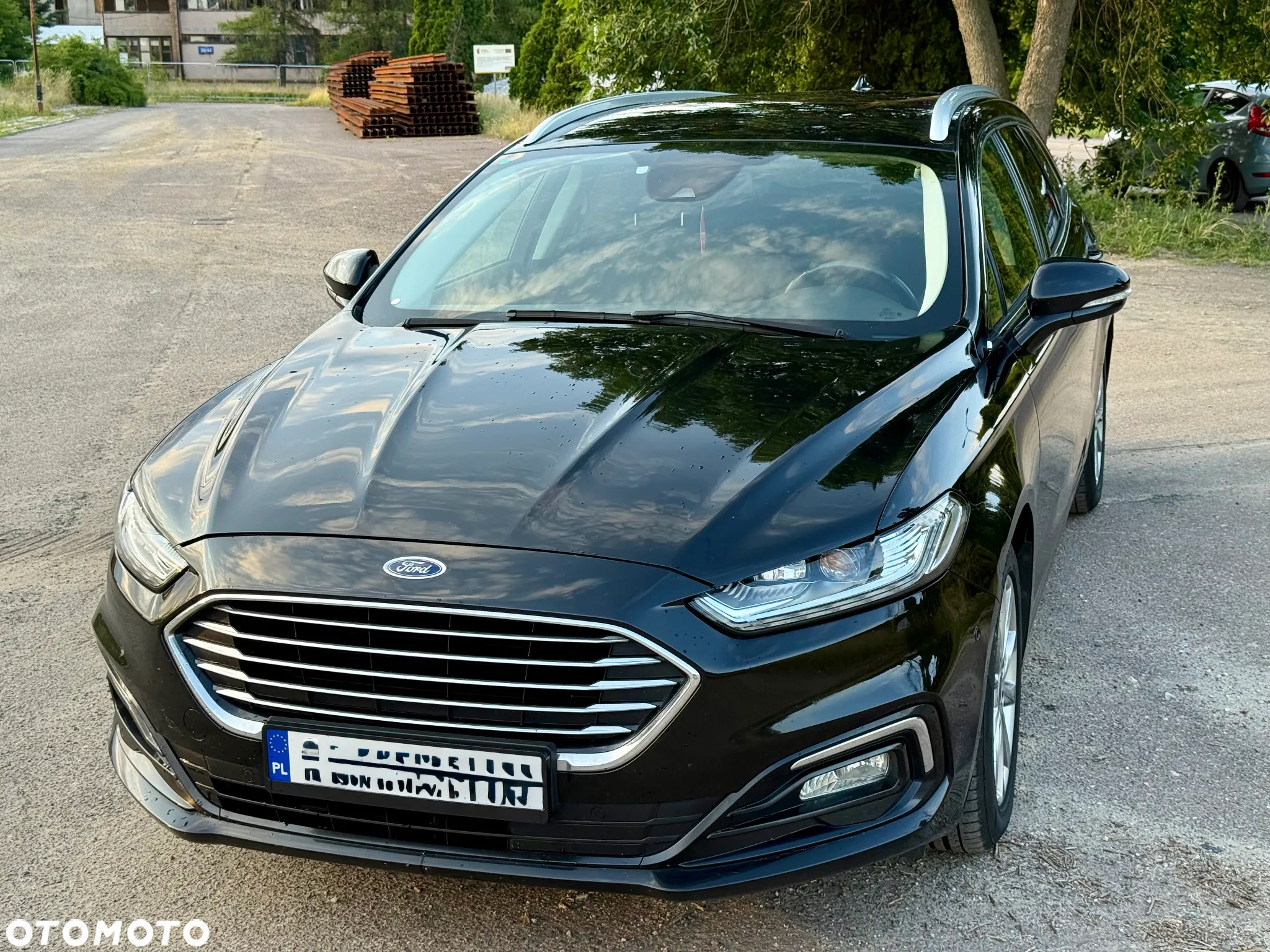 Ford Mondeo 2.0 EcoBlue Titanium - 4