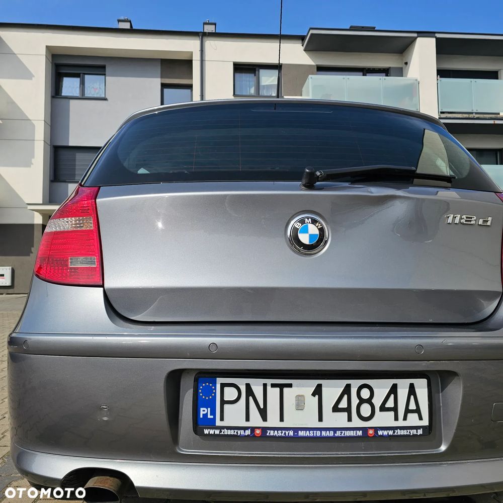 BMW Seria 1 120d - 11