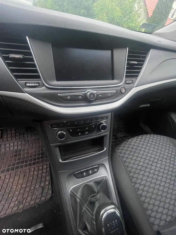 Opel Astra 1.2 T Business Elegance S&S - 8