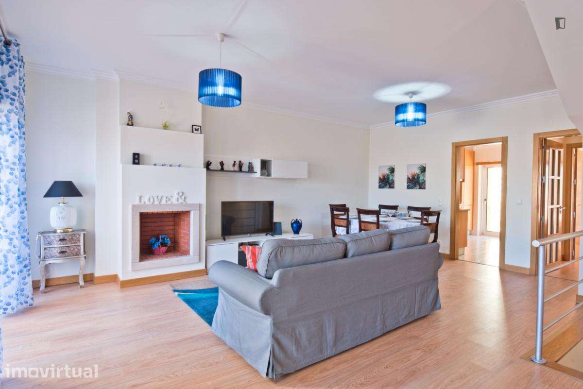 Apartamento com 4 quartos - localizado em Setubal - Grande imagem: 5/58