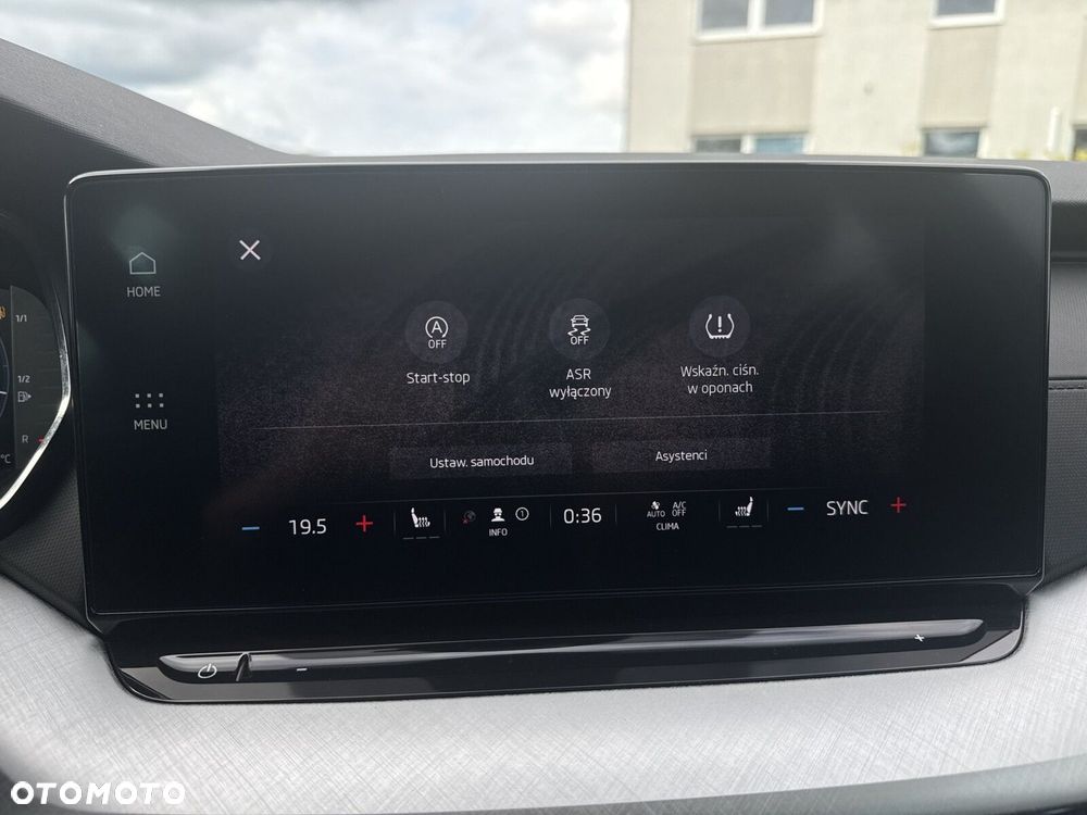Skoda Octavia 2.0 TDI Ambition DSG - 24